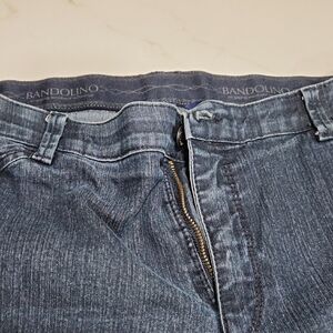 Bandolino Classic Blue Jeans